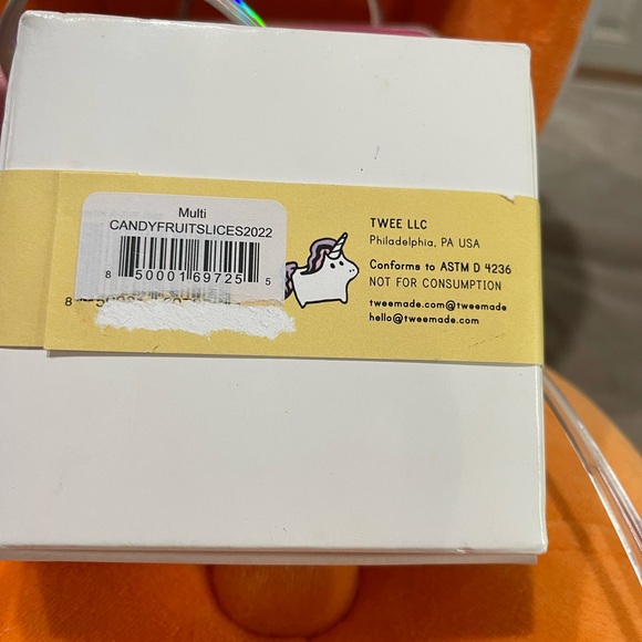 BUNDLE Twee Sidewalk Chalk 4Citrus Fruit Slice & 2Fun Sunglasses 1hardcover case - Picture 6 of 13